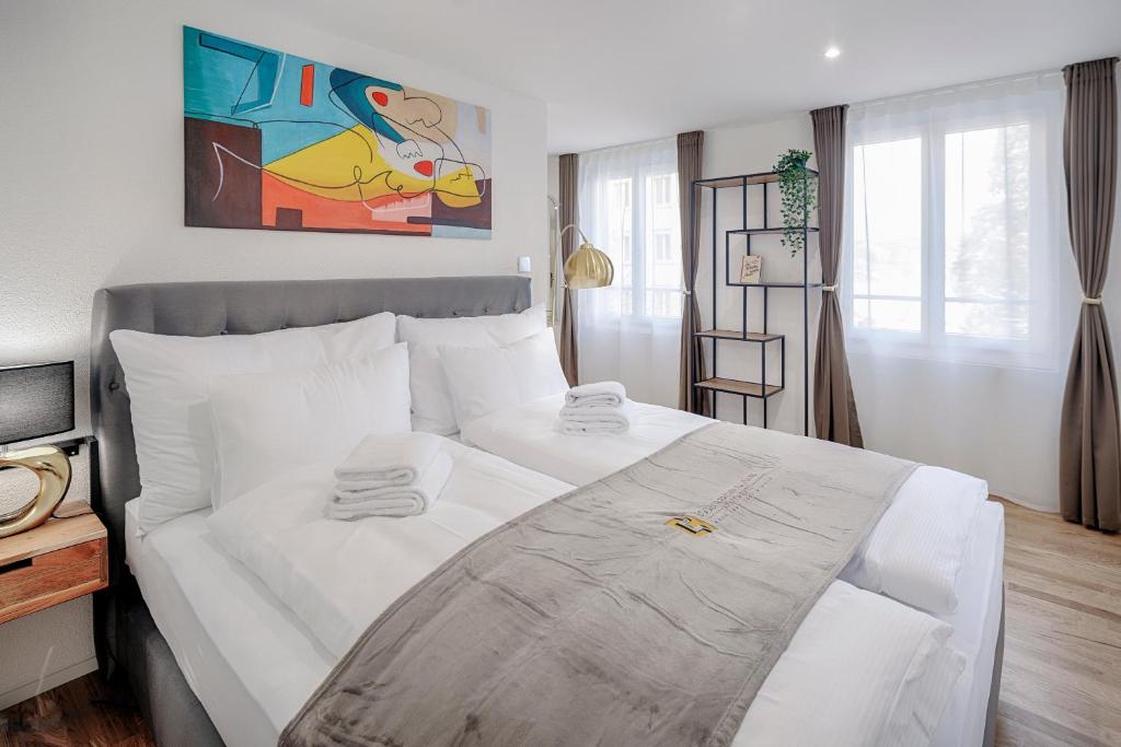 St Georgen-Strasse Studios by VISIMO - Design, City, Nature - Resim 18