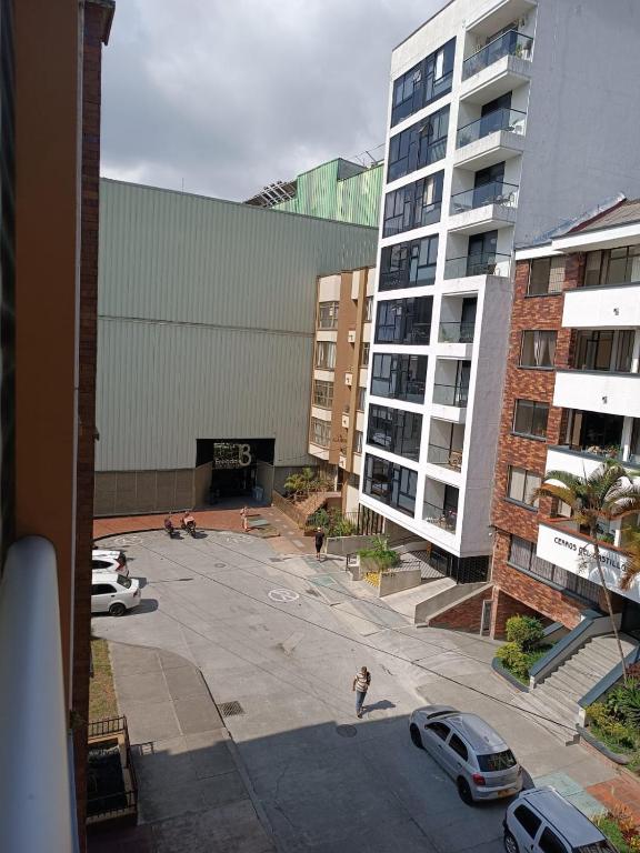 Tòa nhà nơi nhà khách tọa lạc