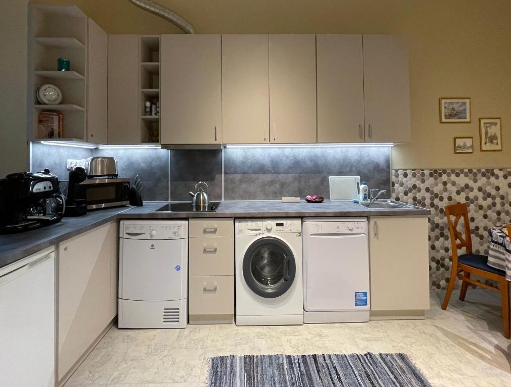 Kuchyňa alebo kuchynka v ubytovaní ABT Apartments