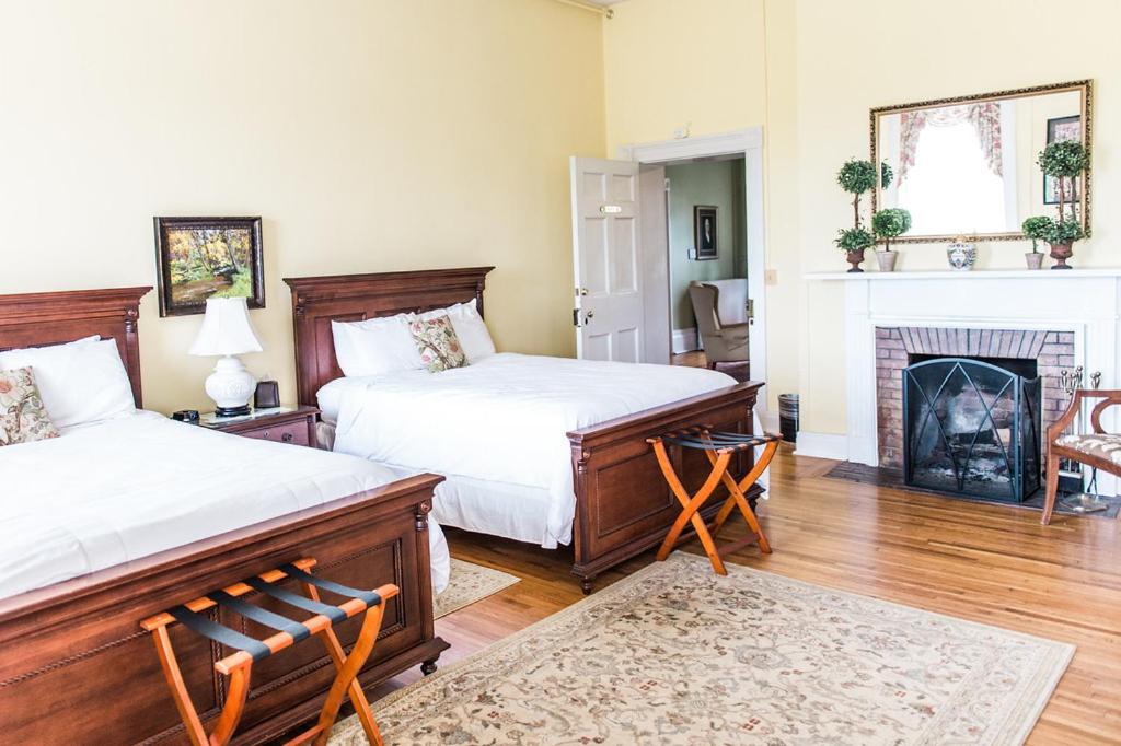 Marriott Ranch Bed and Breakfast - Deluxe Queenskamer Met Twee Queensize Bedden