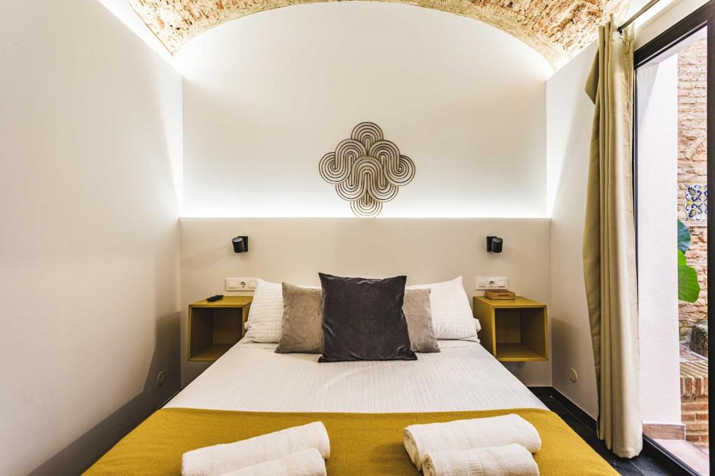 Apartamentos Cáceres Central Suites - 19