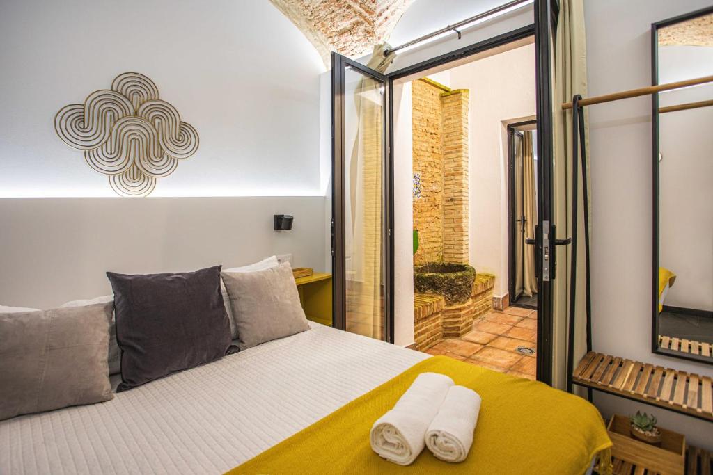 Apartamentos Cáceres Central Suites - 18