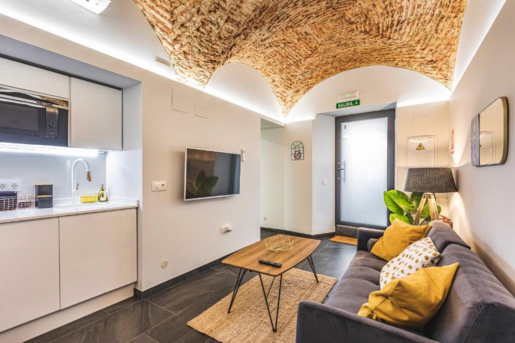 Apartamentos Cáceres Central Suites - 17