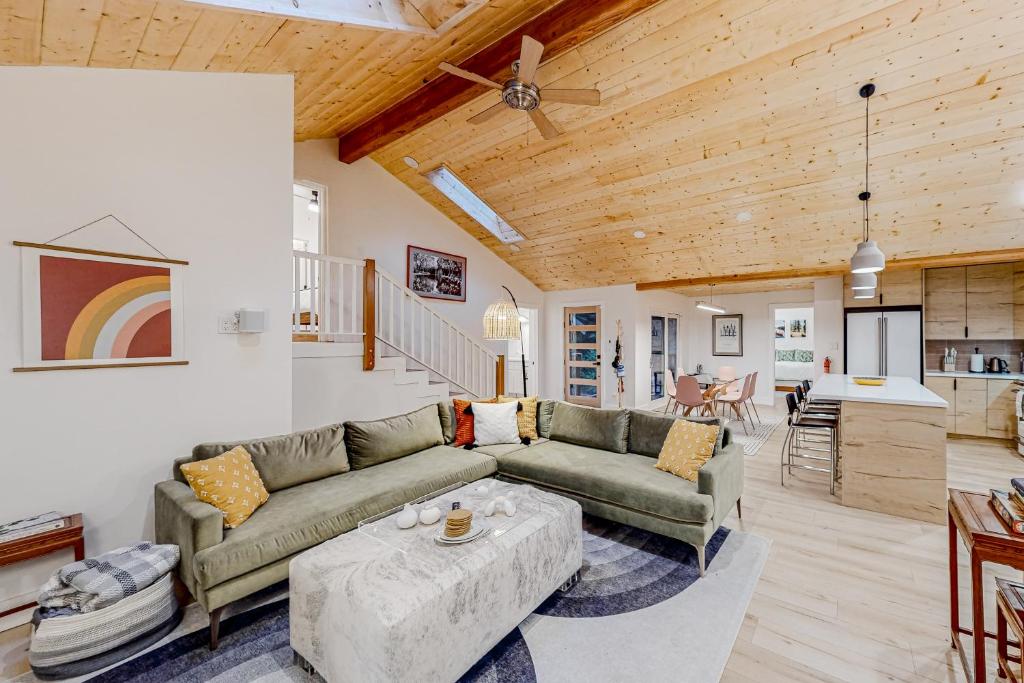 Fern Haven – Photos 1