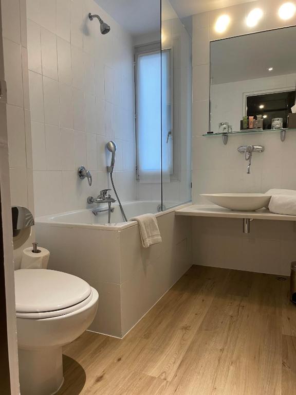 Le Pergolèse Paris Champs Elysées - Resim 18