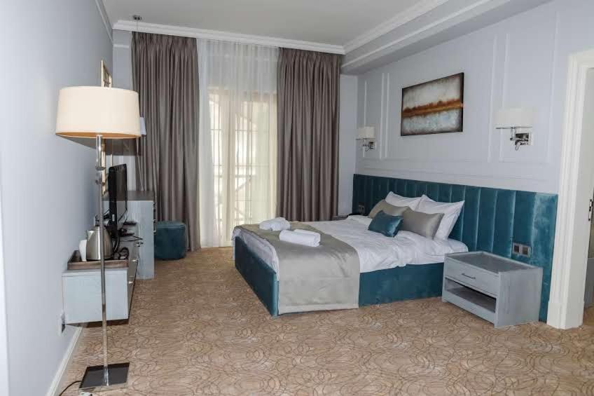 Mount Way Hotel - Quarto Duplo Com Varanda