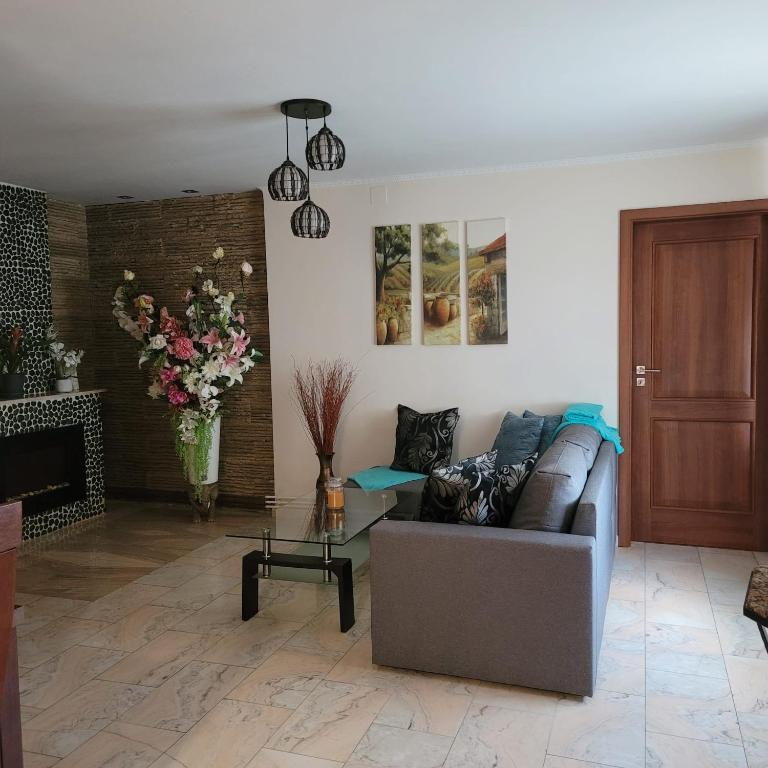 West Guest Apartments - Housity