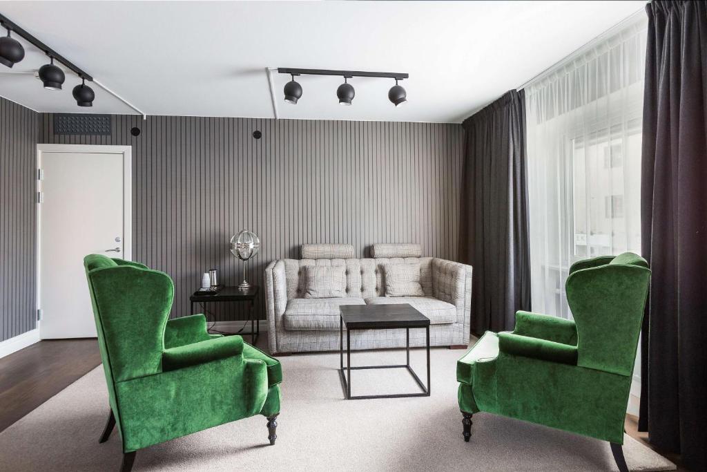 Posezení v ubytování Vimmerby Stadshotell, WorldHotels Crafted