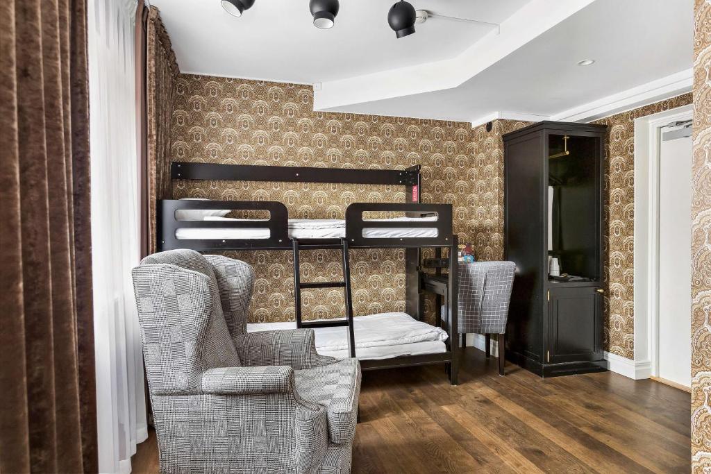 Posezení v ubytování Vimmerby Stadshotell, WorldHotels Crafted