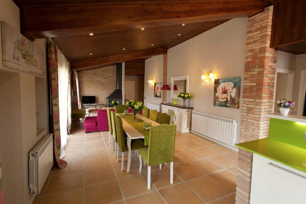 Casa Tapioles - Penthouse Apartment