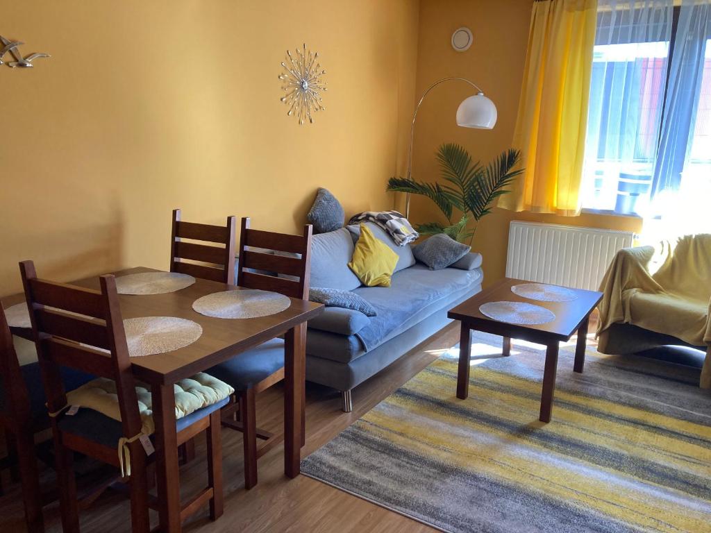 Posezení v ubytování Apartament 2 pokoje Czarny Potok Krynica Zdrój