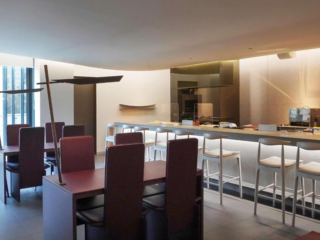 A cozinha ou cozinha compacta de Mondrian Seoul Itaewon