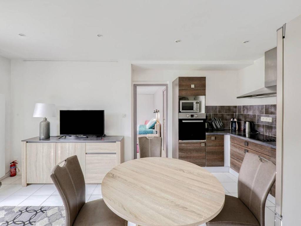 Appartement avec grande terrasse, WIFI, proche port et commerces, Perros-Guirec - FR-1-368-338 - Departamento