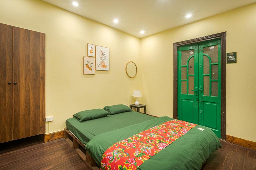 Hanoi Retro 80S Homestay - Doppelzimmer Mit Eigenem Bad