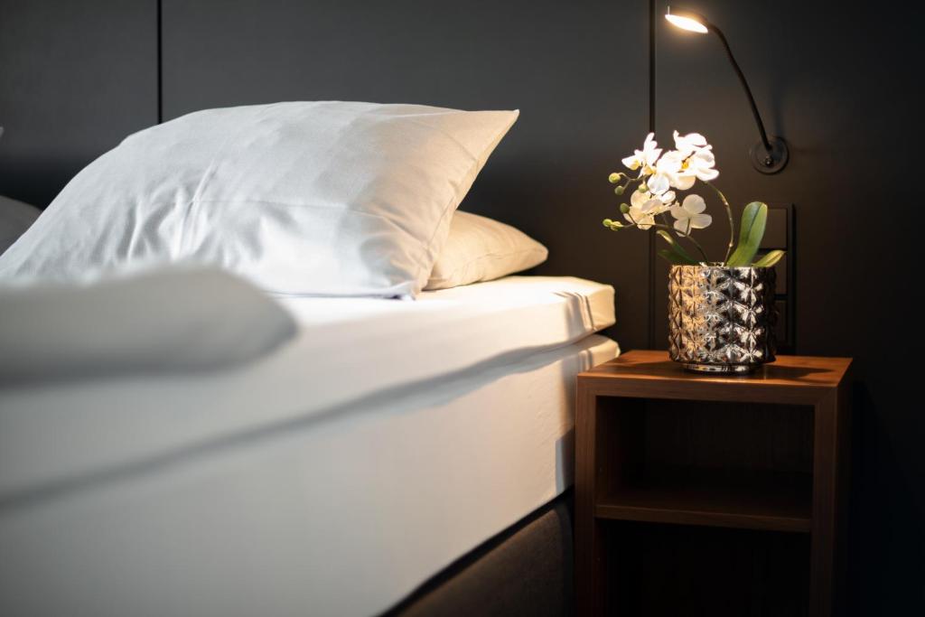 &REPEAT Köln Airport - Resim 15