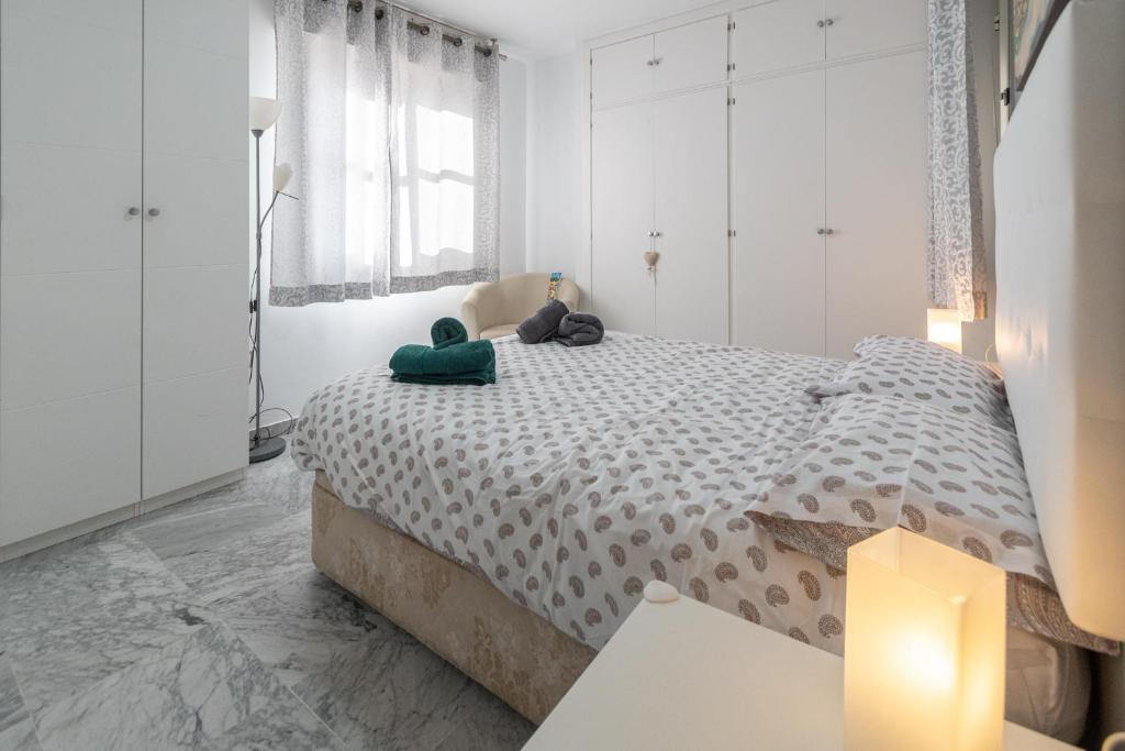 Postel nebo postele na pokoji v ubytování Apartamento Cadiz Be Kind