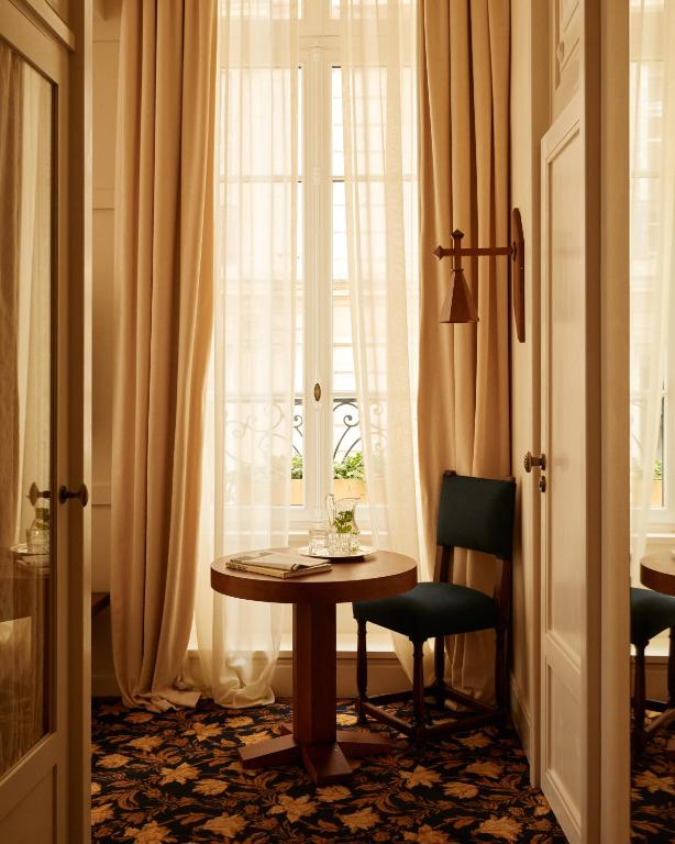 Château Voltaire - Resim 32