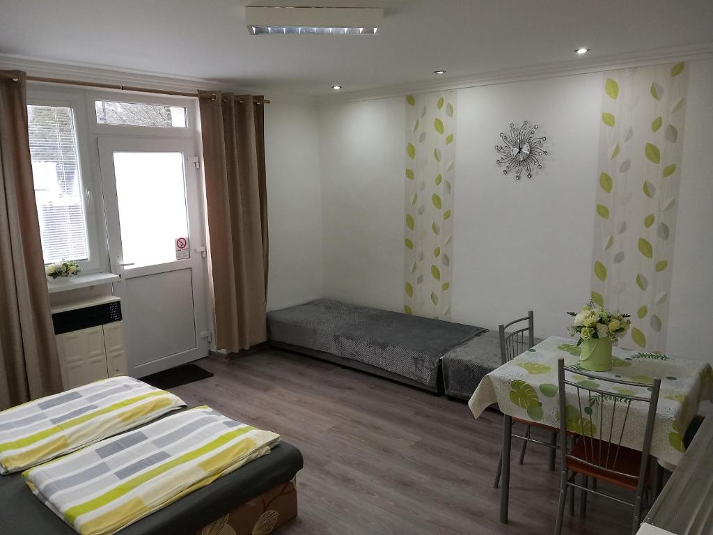 Apartman Lotus -obnovená - Wohnung Mit Einem Schlafzimmer