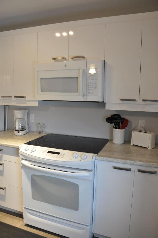 Le Chic-Urbain - One-Bedroom Apartment