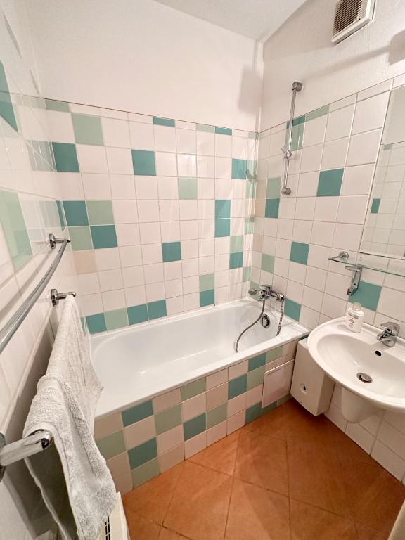 Koupelna v ubytování Hotel N