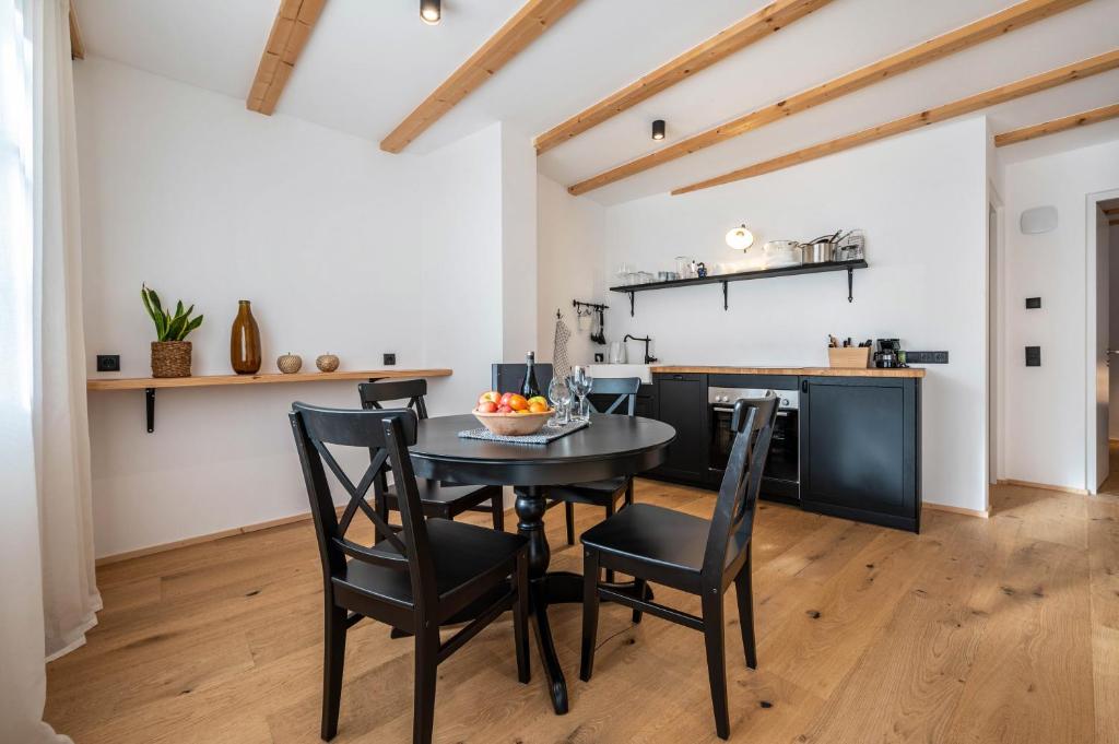 Kuchyň nebo kuchyňský kout v ubytování Binderhof Apt Obm