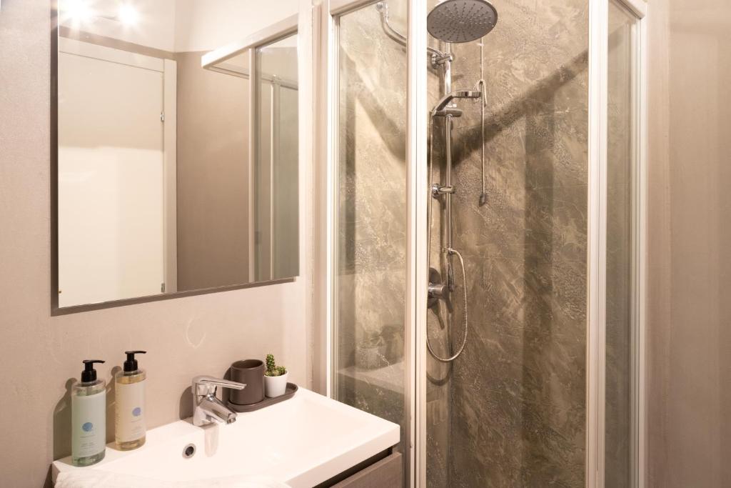 A bathroom at Fair Suite Roma Termini