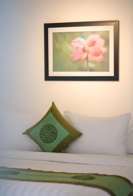 Bố cục Charming Riverside Hotel
