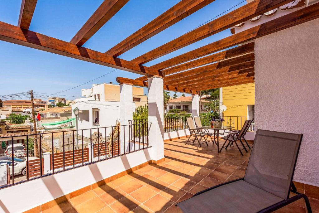 A balcony or terrace at Villa El Algarrobo