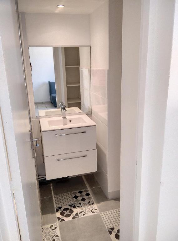 Kúpeľňa v ubytovaní Résidence Graziella Studio 606
