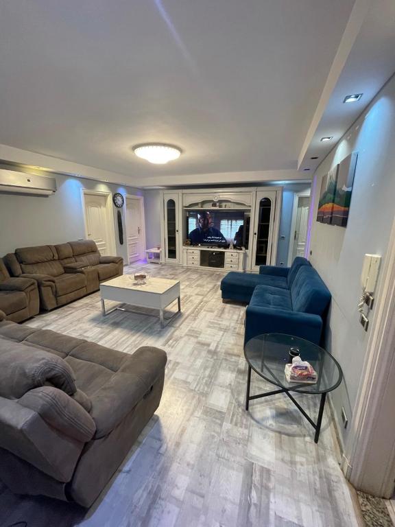 Luxury spacious apartment at heart of Dokki Giza