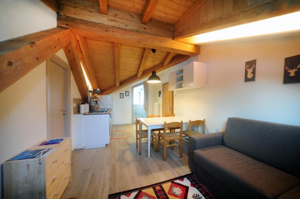 Kuchyň nebo kuchyňský kout v ubytování Appartamenti Residence Lares Ossana