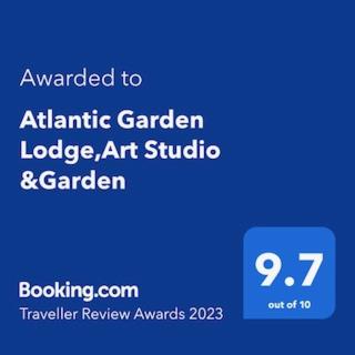 Certifikát, hodnocení, plakát nebo jiný dokument vystavený v ubytování Atlantic Garden Lodge