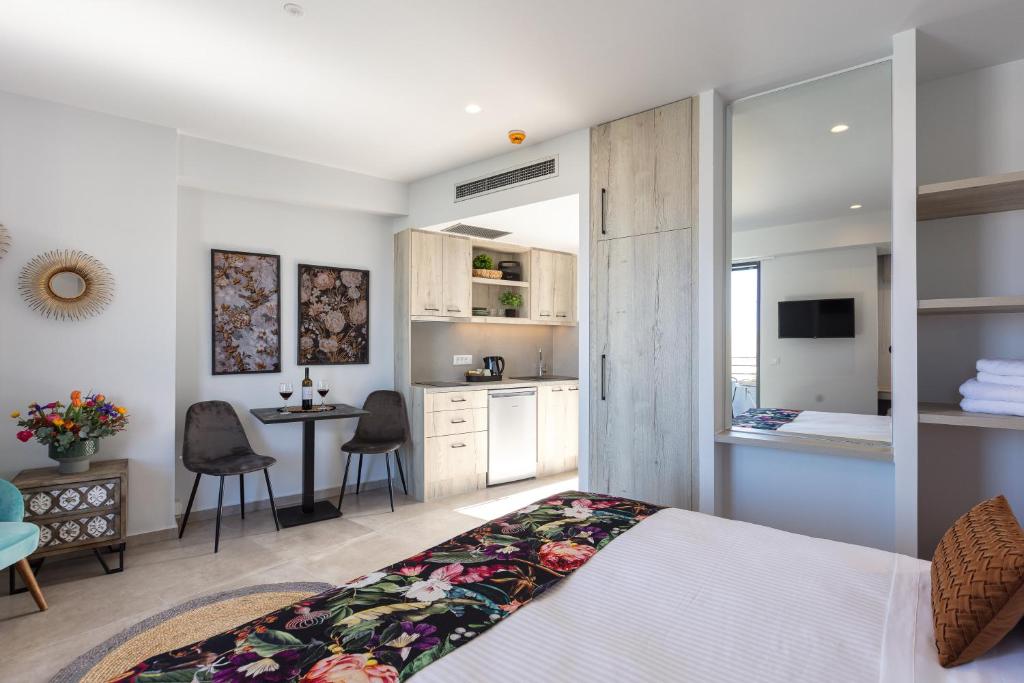 Lines Concept Accommodation - 7