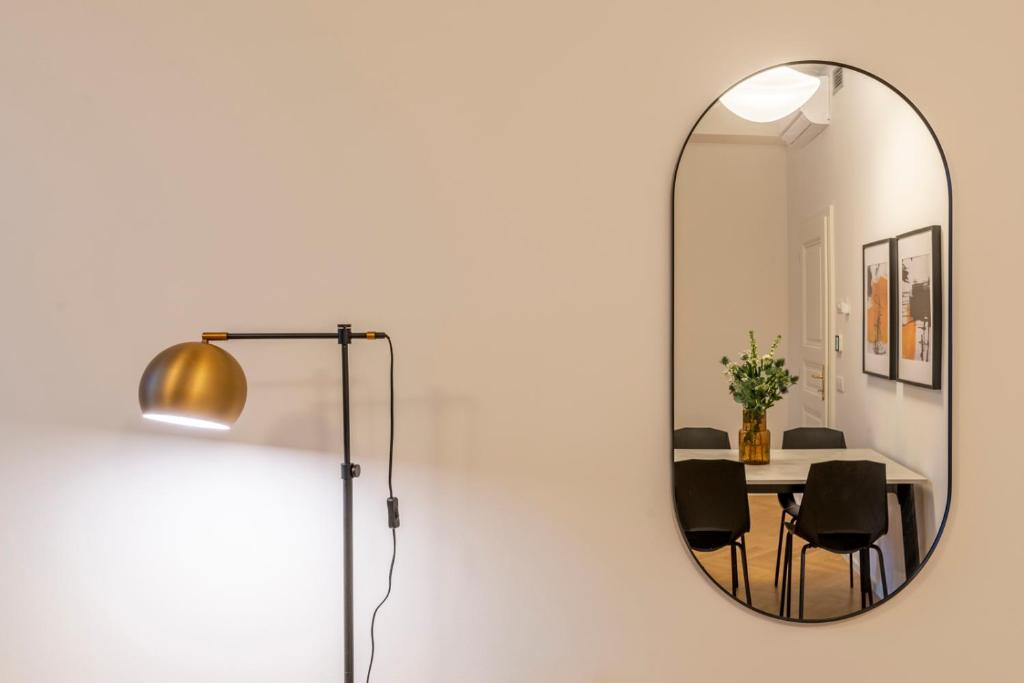 Petrin Tower Residence - Resim 7