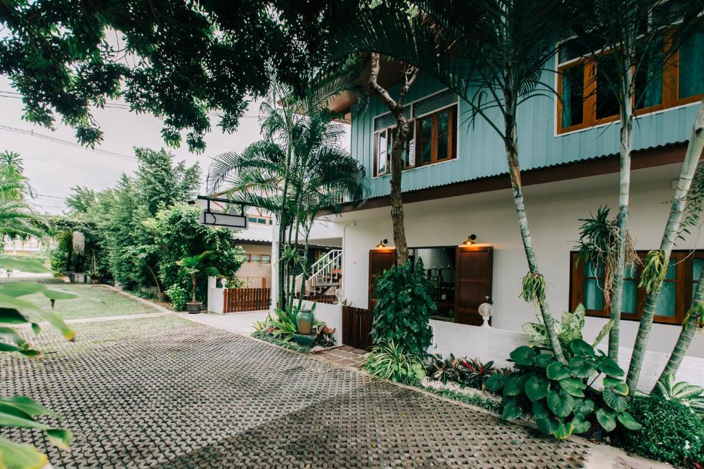 Photo from Banya BnB ที่พักบ้านย่าบีแอนด์บี เมืองประจวบฯ in Prachuap Khiri Khan, Prachuap Khiri Khan Province, Thailand