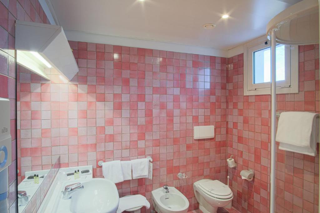 Koupelna v ubytování Hotel Viest