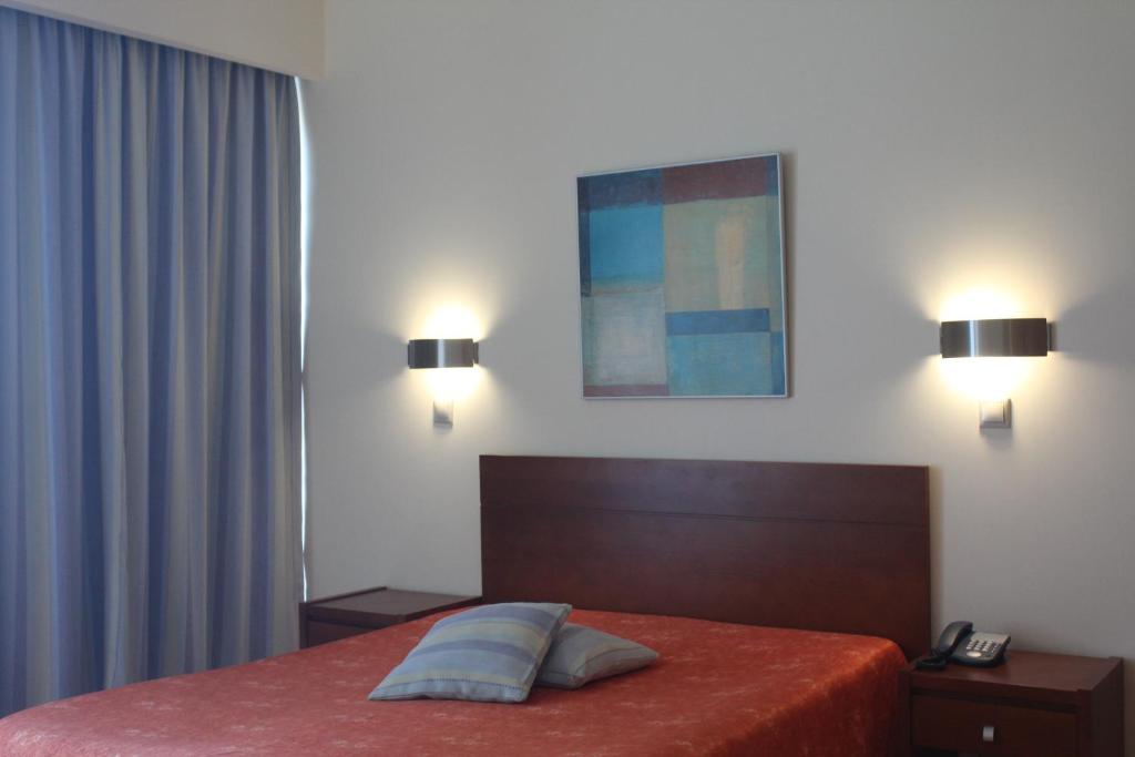 Postel nebo postele na pokoji v ubytování Hotel Dom Afonso - Monção