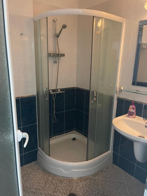 Ванна кімната в Caprice Apartment in Lozenec