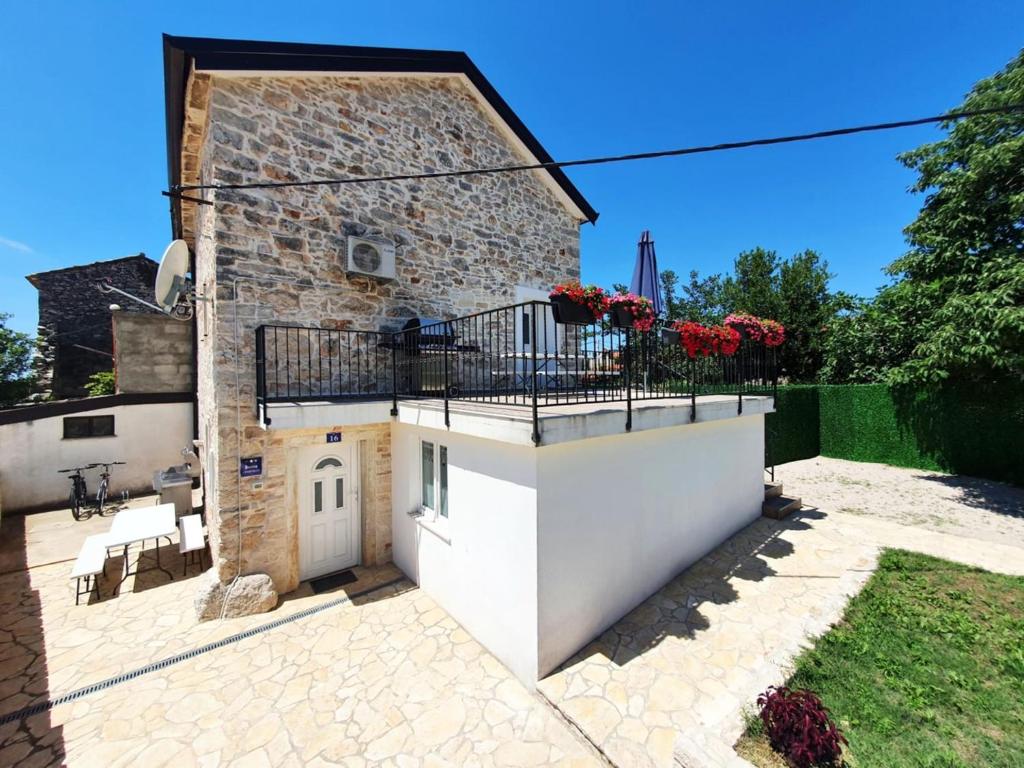 Vilanija – Photos 5