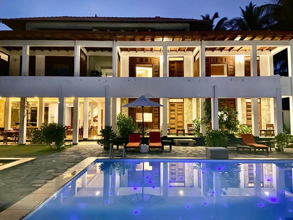 Bazén v ubytování Turtle Bay Boutique Hotel nebo v jeho okolí