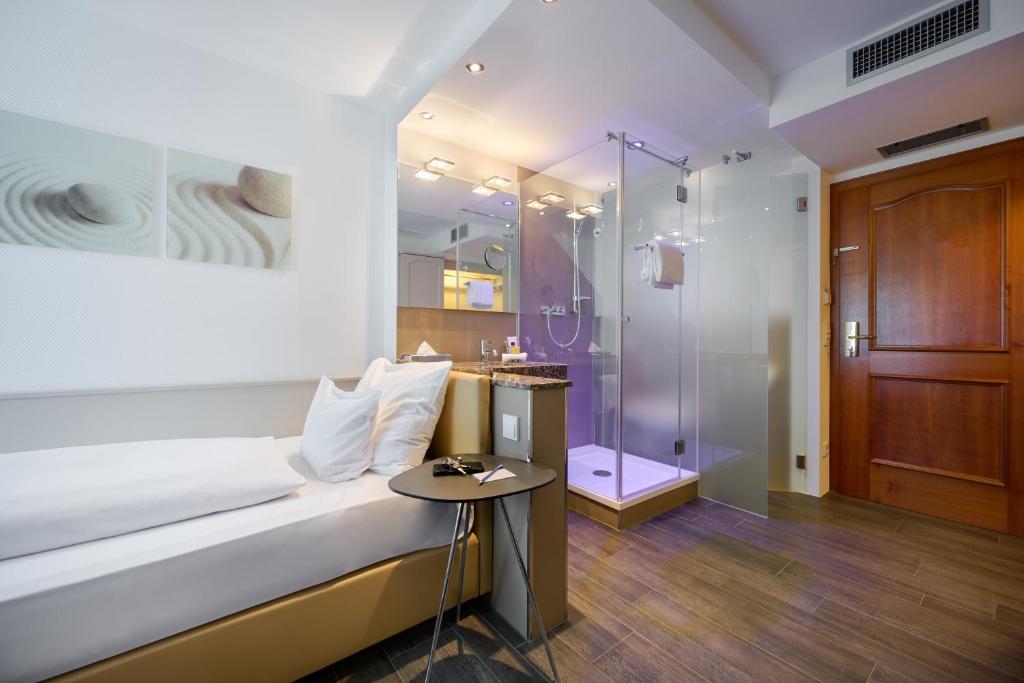 Hotel Lechnerhof Unterföhring - Resim 45