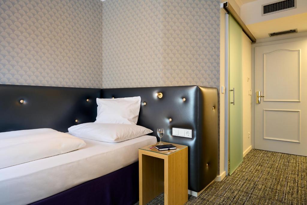 Hotel Lechnerhof Unterföhring - Resim 42