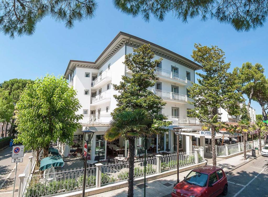 Budova, kde se hotel nachází