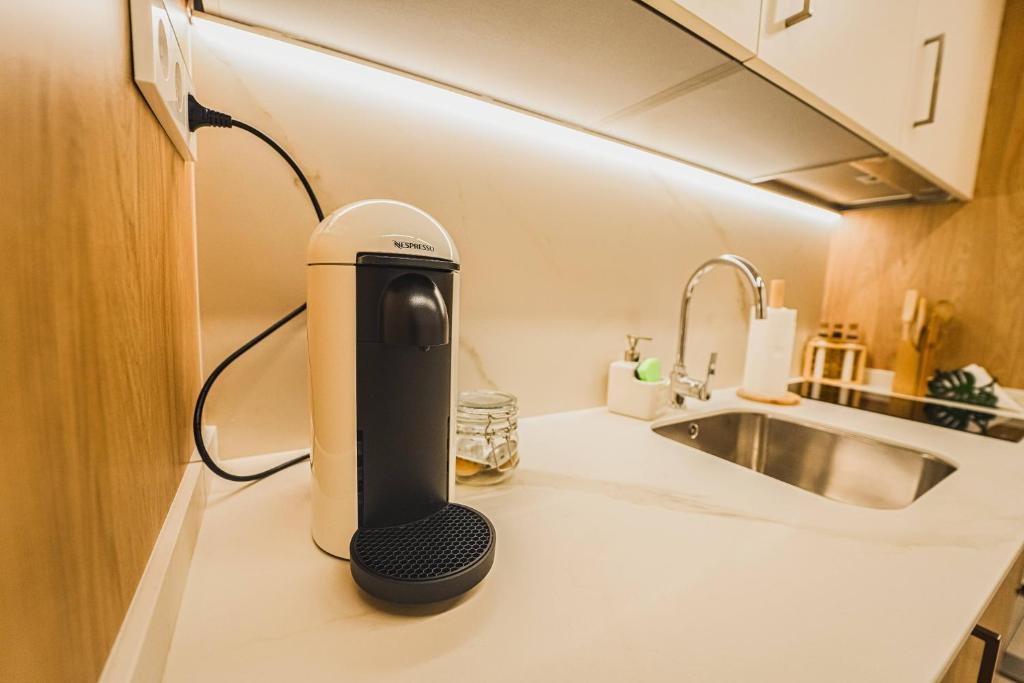 4 Bears Studios - 12