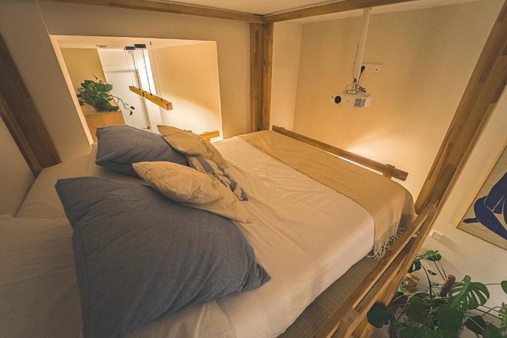 4 Bears Studios - 13