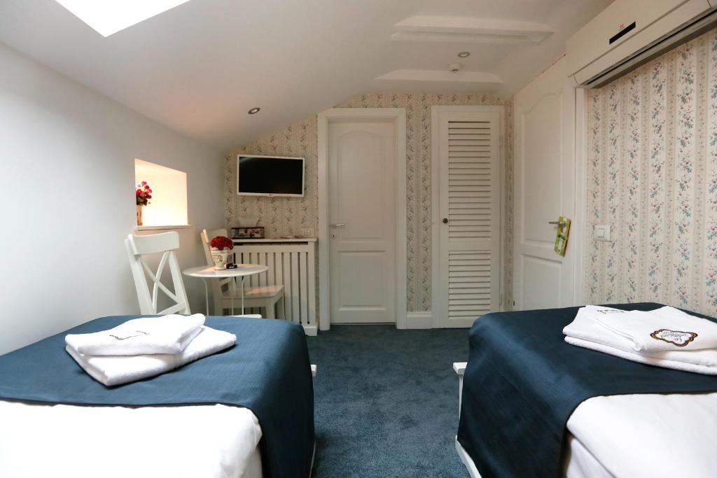 Hotel Les Jardins Carol - Resim 25