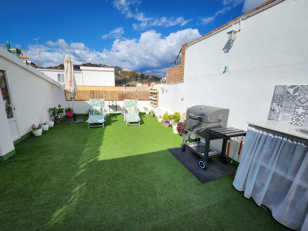 Zdjęcie z galerii obiektu Fabulosa casa en el corazón de san sebastián Almuñécar w Almuñécar