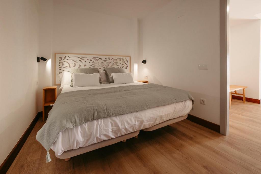 La Plaza Hostal - 19