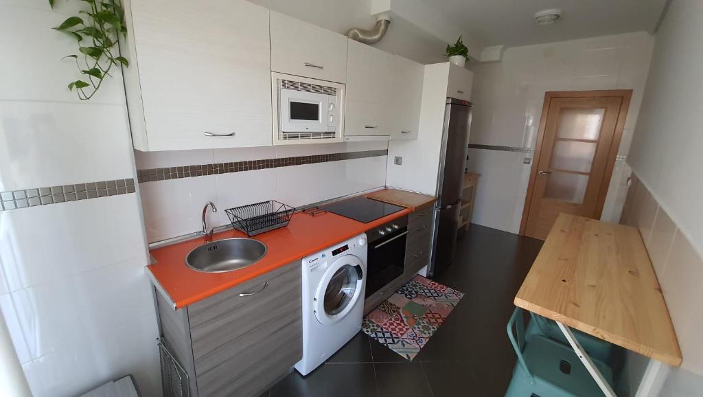 A kitchen or kitchenette at El Rincón de Gabriela