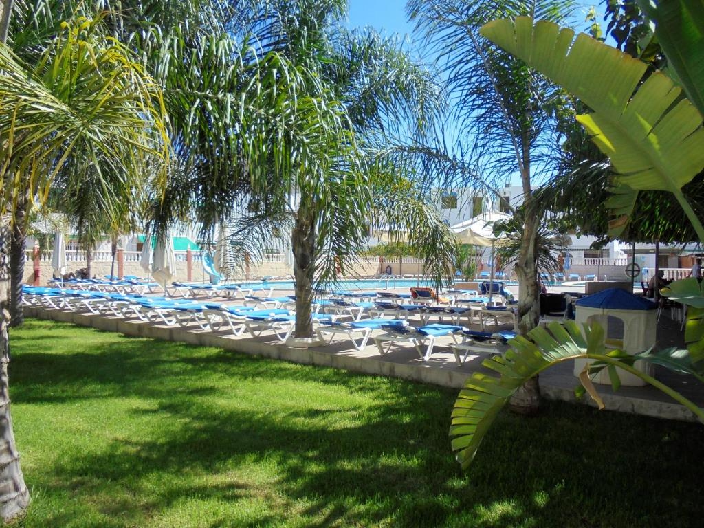 Bazén v ubytovaní Miami Residencial LEK alebo v jeho blízkosti